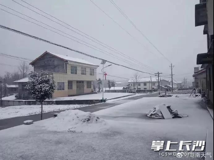 25日，石門南北鎮(zhèn)下雪 